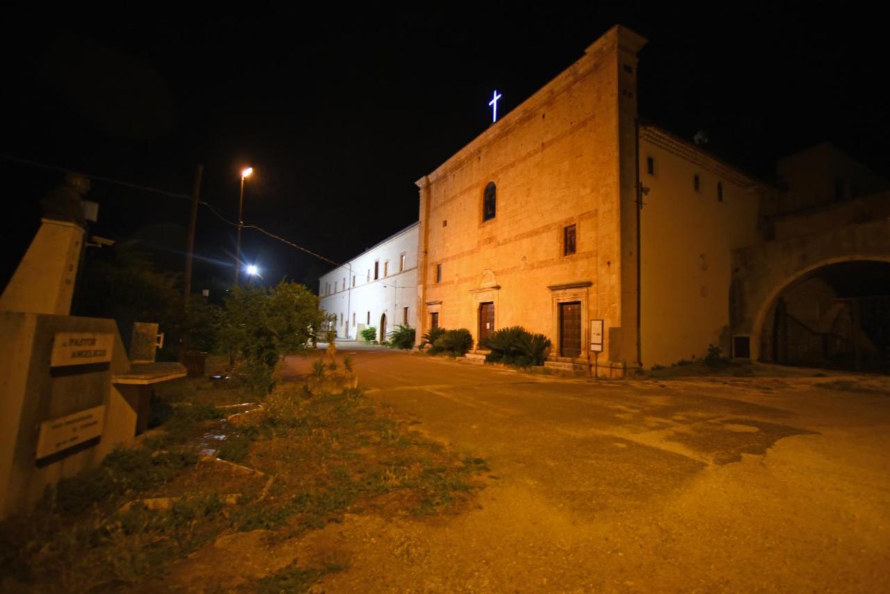 Hotel Convento Di Stignano Rignano Garganico Esterno foto